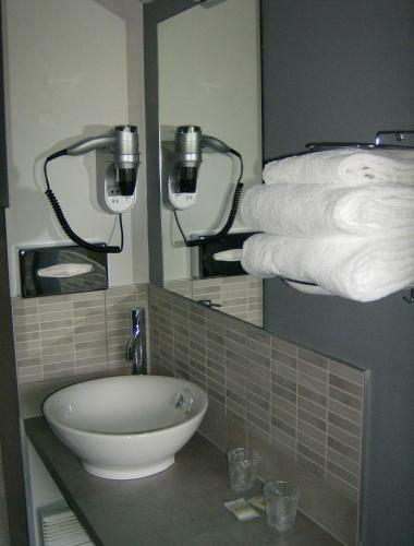 Hotel H�tel Restaurant Du Parc De La Colombi�re