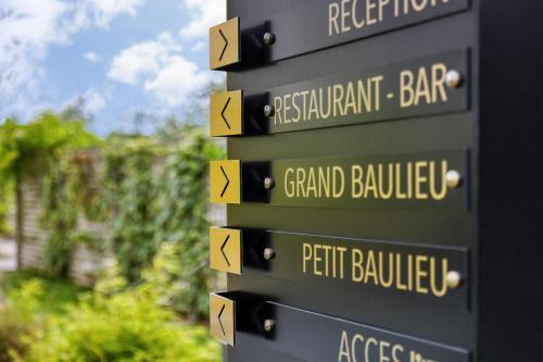 Logis Hotel Le Domaine De Baulieu