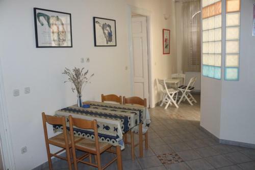 Green Market Apartment
