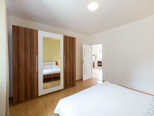 Apartments Boni?