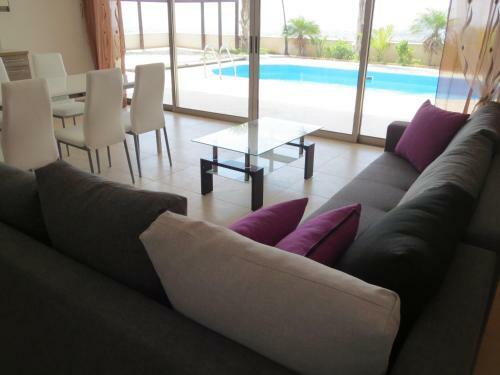 Sunset View Holiday Home