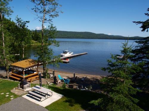 Hotel Auberge Sur Le Lac T�miscouata