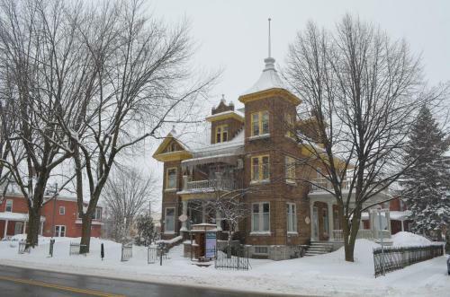 Bed & Breakfast Le 100 St-laurent
