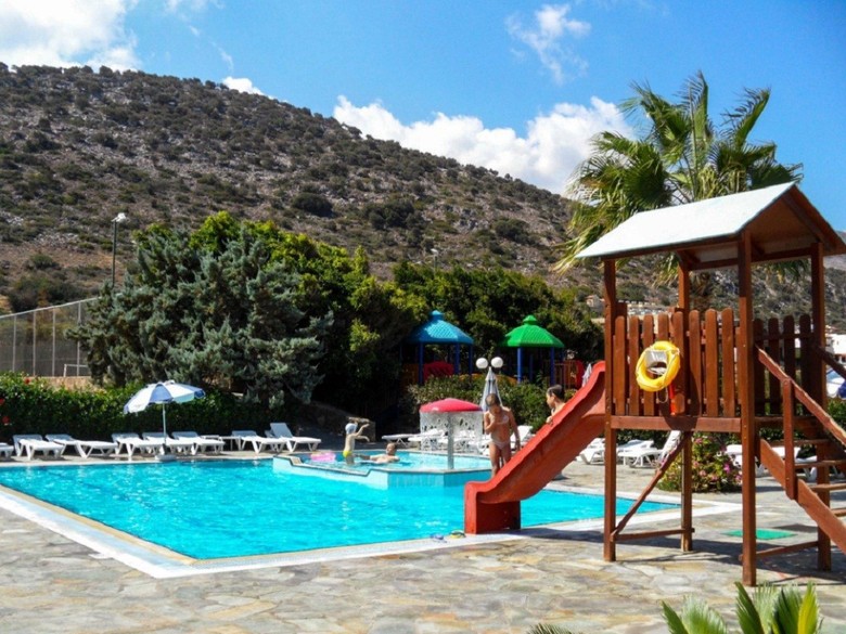 Kyknos Beach Hotel & Bungalows