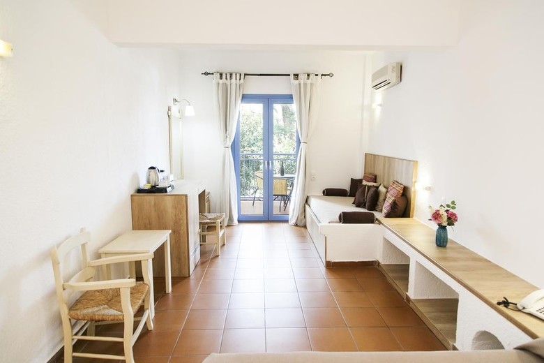 Hotel Elpida
