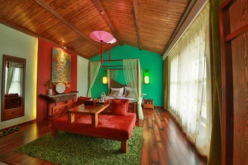 Crystal Boutique Hotel