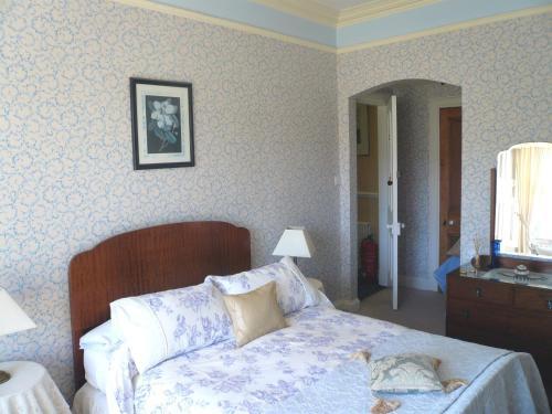 Bed & Breakfast Woodburn House