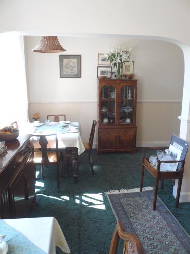 Bed & Breakfast Woodburn House