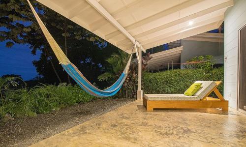 Bed & Breakfast Tree Of Life Cabinas