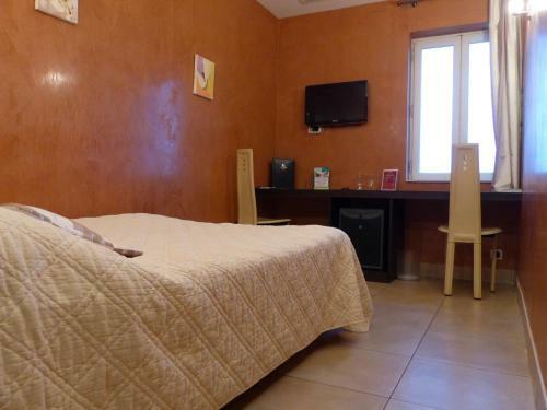 Hotel Hostellerie Du Ch�teau Des Fines Roches