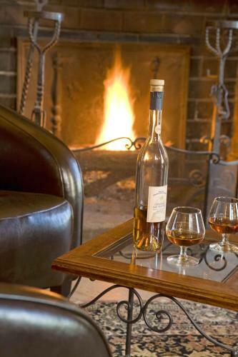 Hotel Hostellerie Du Ch�teau Des Fines Roches