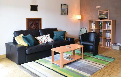 Holiday Home Rue Du Grand Clos