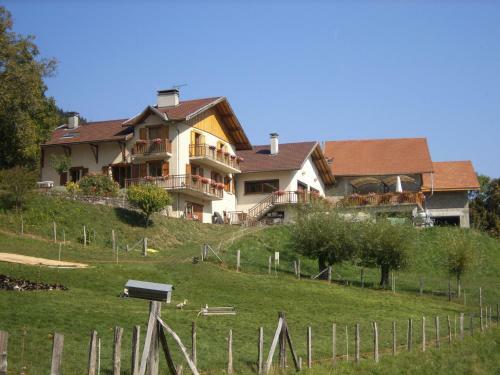 Bed & Breakfast Ferme Auberge Du Bessard