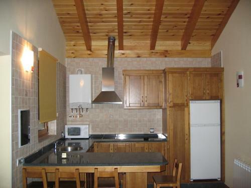 Agroturismo Casa De Monta�a Alto Curue�o