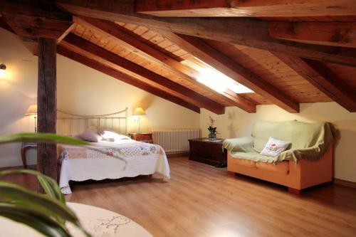 Agroturismo La Casona De El Royo