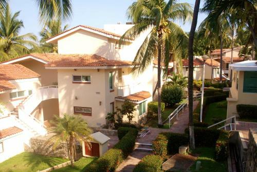 Villas Del Palmar Manzanillo With Beach Club