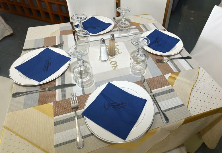 Hotel Apollon