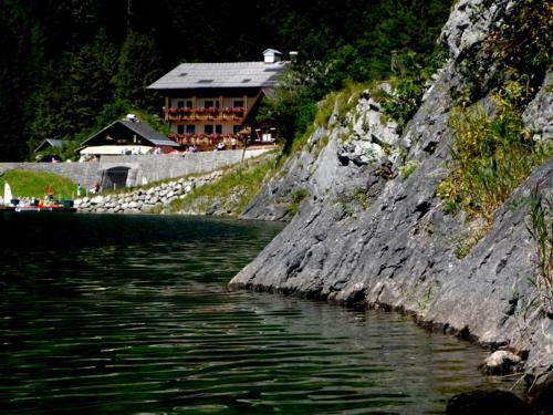 Hostal Gasthof Gosausee