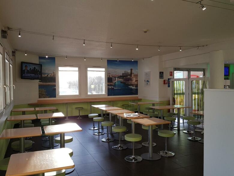 Hotel Ibis Budget Marseille Valentine