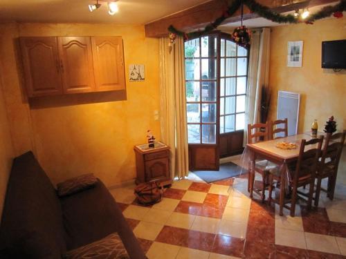 Lodge Ravinala