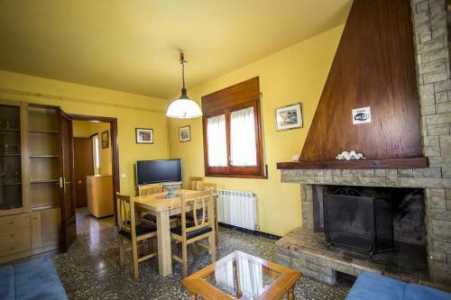 Agroturismo Casa De Vacaciones "cal Vives"