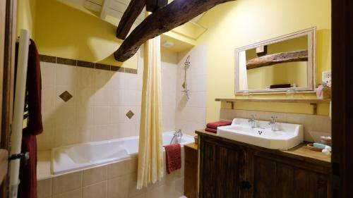 Bed & Breakfast Domaine Les Miquels