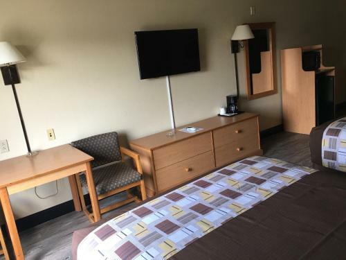 Hotel Hometown Inn
