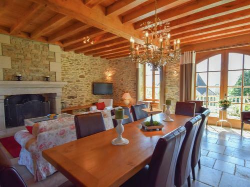 Luxury Villa With Heated Private Pool And Beautiful View