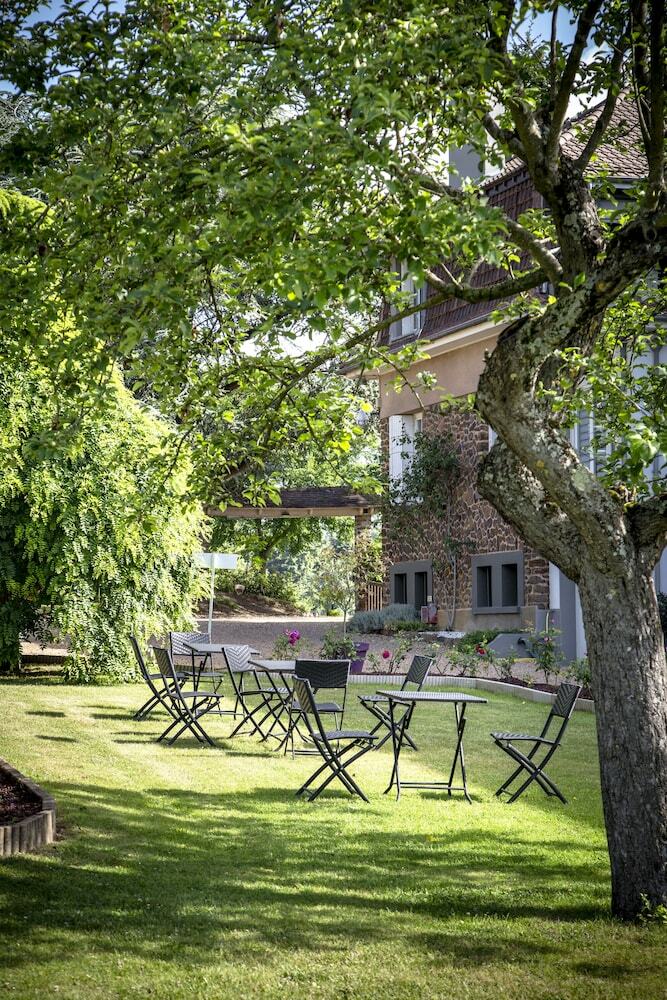 Hotel De La Pommeraie