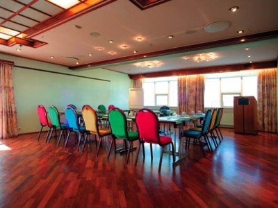 Hotel Park Inn Island