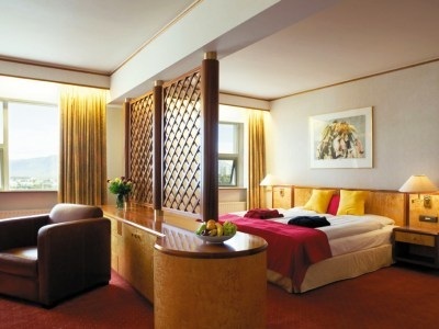 Hotel Park Inn Island