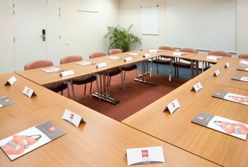 Hotel Ibis Palatul Parlamentului