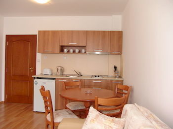 Hotel Elit 2 (.)