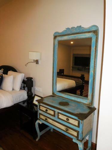 Hotel Royal Heritage Tripura Castle