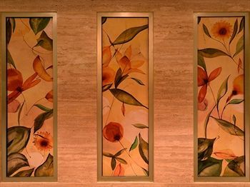 Hotel Golden Tulip Gurgaon
