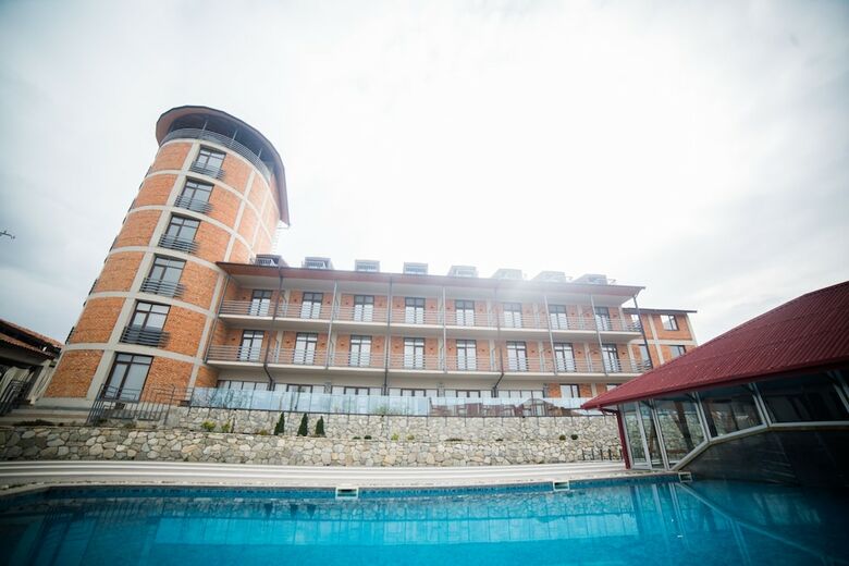Savaneti Hotel