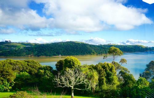 Le Chalet Waiheke Apartments