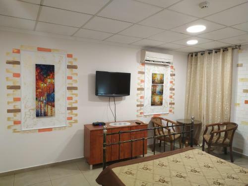Hostal Guest House Molayem