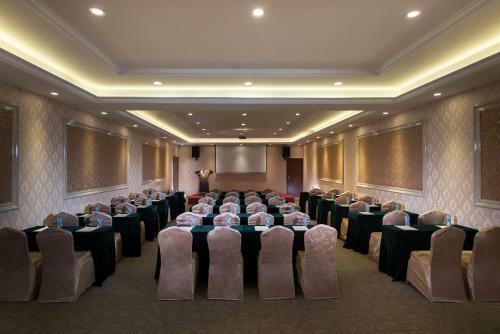 Vienna Hotel Zhongkai Road Branch
