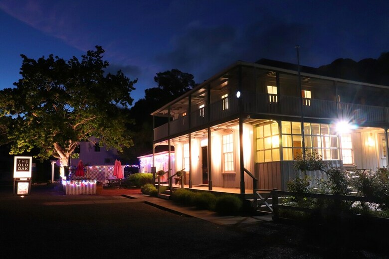 The Old Oak Boutique Hotel