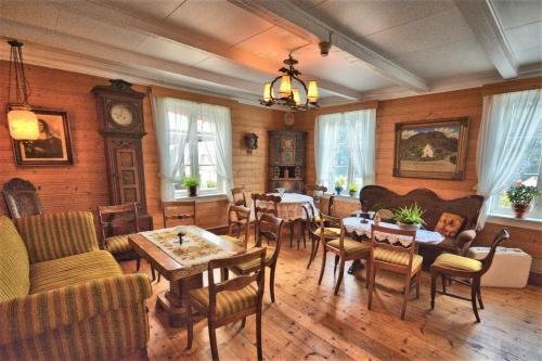 Hostal Vangsgaarden Gjestgiveri