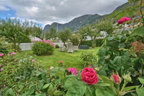 Hostal Vangsgaarden Gjestgiveri