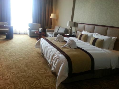 Classical Plaza Hotel