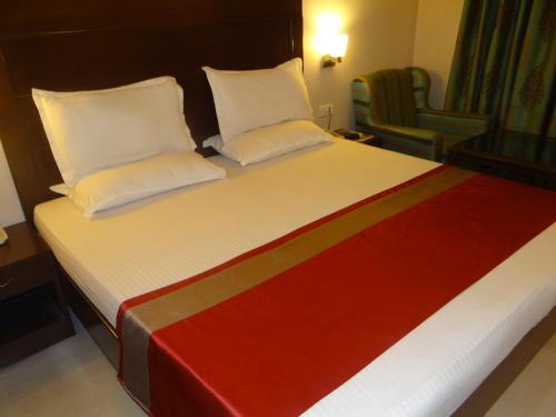 Hotel Janhvi International