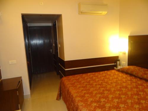 Hotel Janhvi International