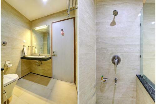 Hotel Sybaritic Suites Gachibowli