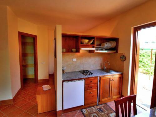 Hostal Holiday Home Flor Parghelia
