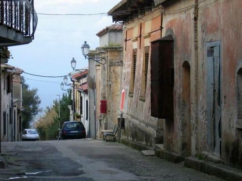 Hostal Holiday Home Flor Parghelia