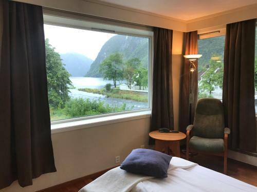 �ren Hotel