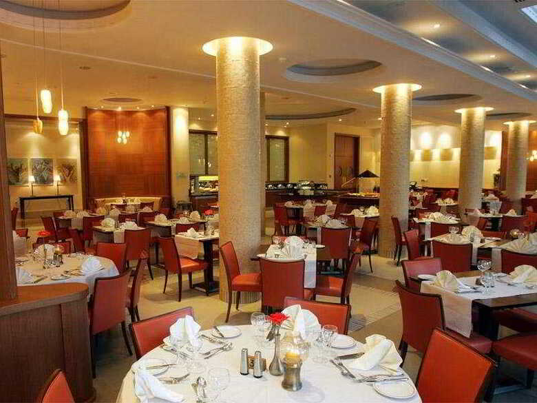 Ajax Hotel